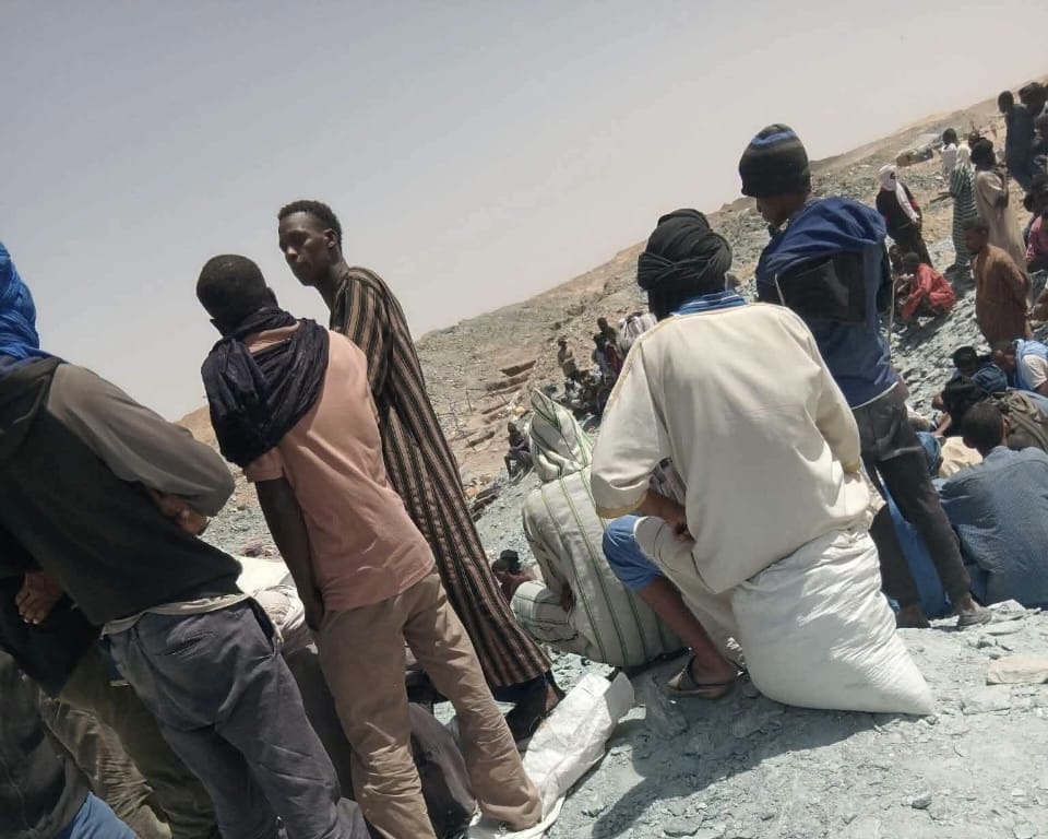 وفاة منقب وإصابة ثلاثة آخرين إثر اختناقهم داخل بئر تنقيب عن الذهب في منطقة "تنومر"